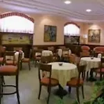 酒店 特拉亚诺酒店 3*
