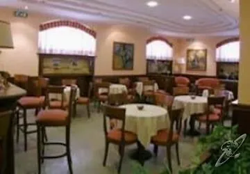 Hotell Traiano 3*